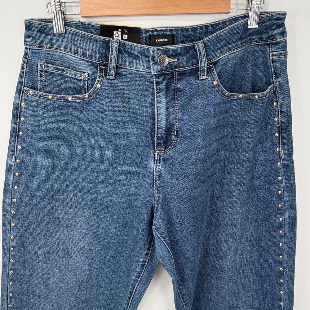 Express Embellished Stud Straight Leg Jeans NWT Size 8 Medium Wash Gold Studs - Picture 3 of 12
